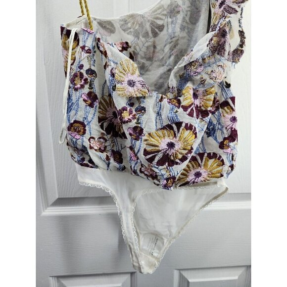 FREE PEOPLE  PLUM COMBO "DAY DATE" EMBROIDRED FLORAL PRINT BODYSUIT Sz Medium - Picture 3 of 6